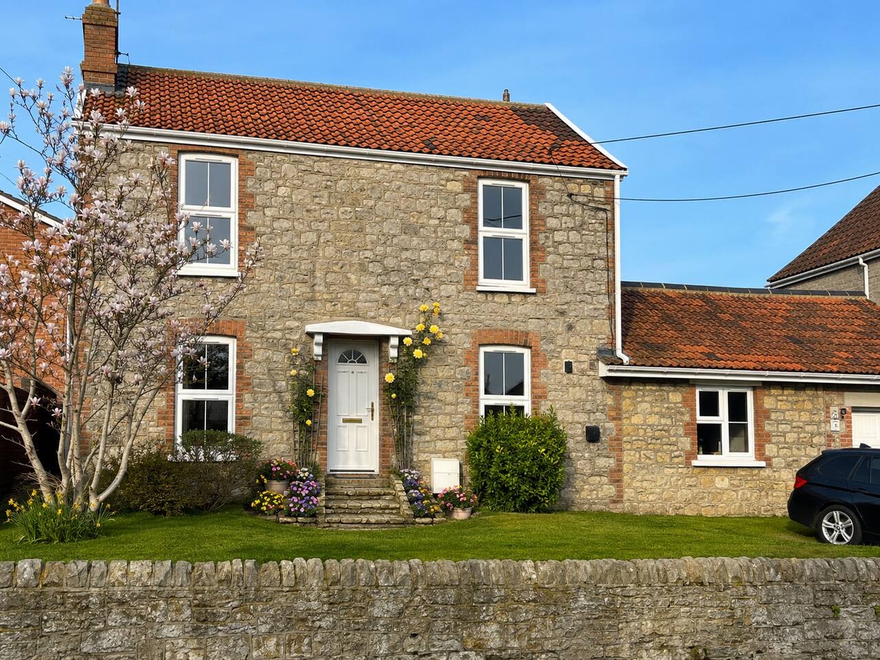 Front exterior of Sweet Cottage in Keynsham